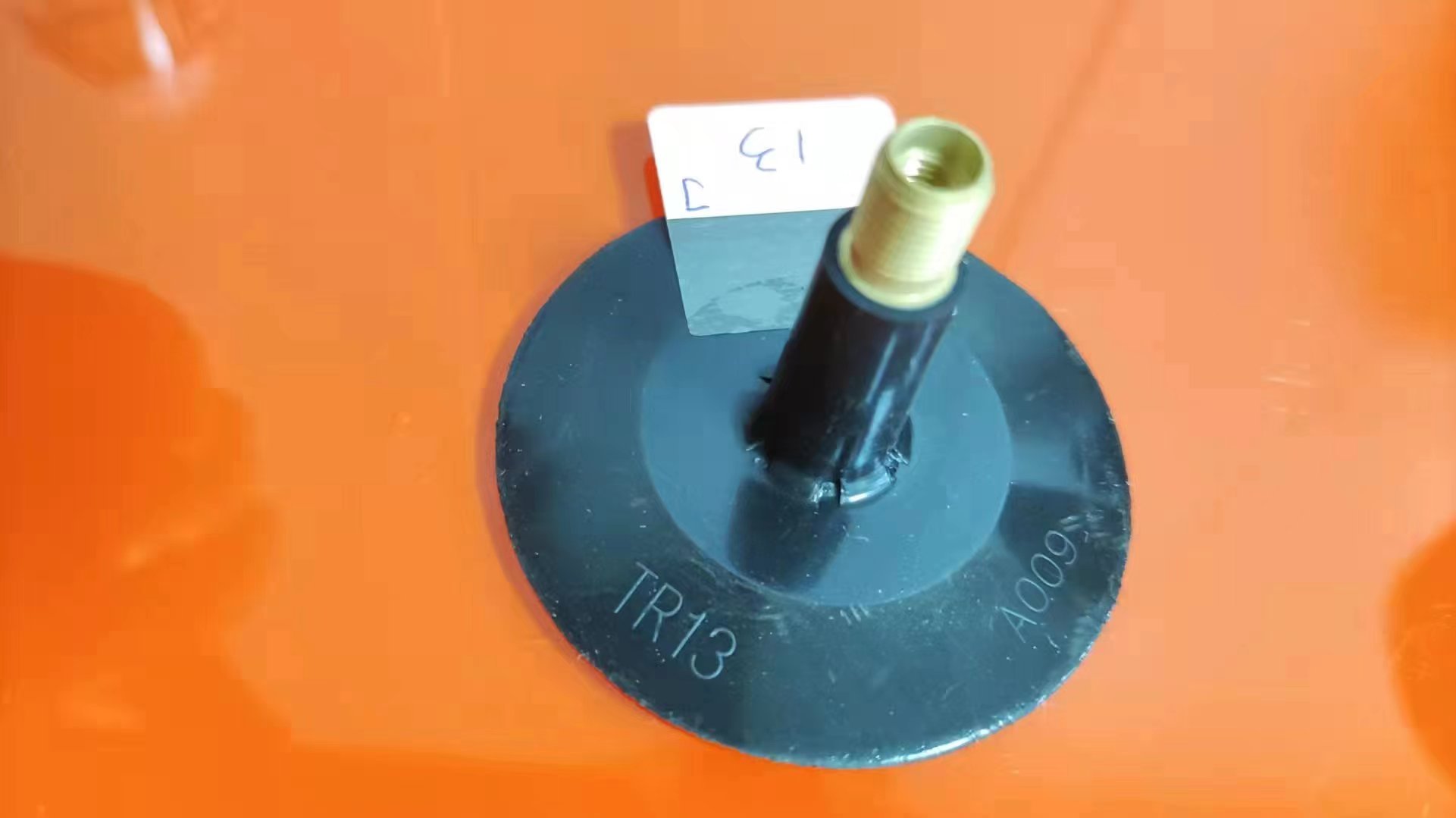 TR13 inner tube valve with rubber base